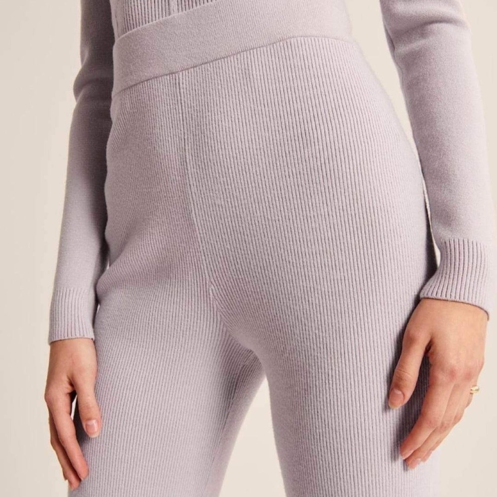 Abercrombie and Fitch Ribbed sweater pant size Large NWT - Picture 3 of 13